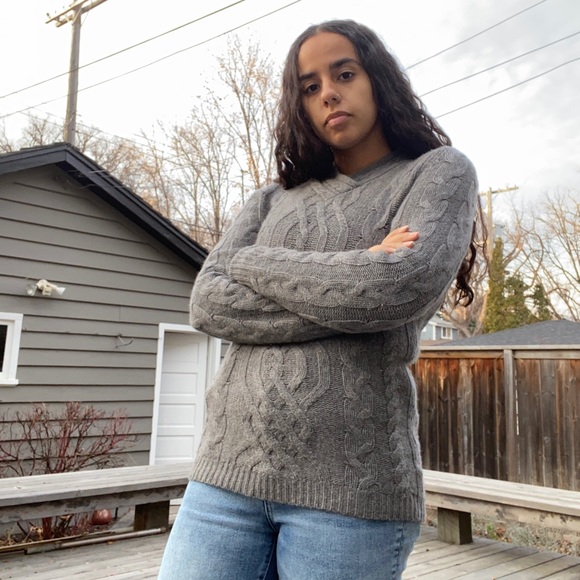 Saks Fifth Avenue - Cashmere Sweater - Picture 2 of 4